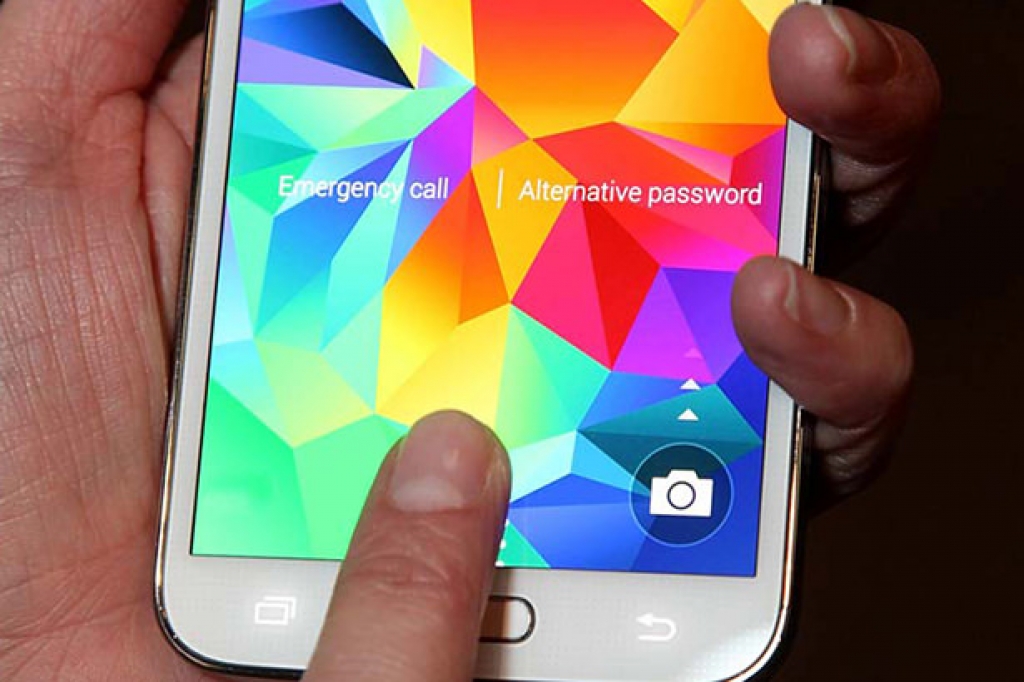 Samsung решила использовать технологию Touch ID в Galaxy S6