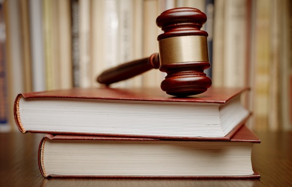 Французы судят возможных пособников террористов